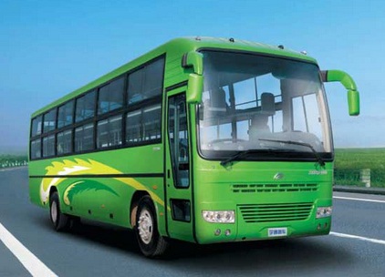 Качественные и недорогие автобусы китайского производства – на фото автобус фирмы YUTONG, комплектуемый деталями из Германии